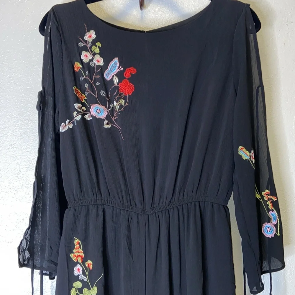 Gibson Latimer Black Embroidered Cold Shoulder Wide Leg Cropped Lined Jumpsuit - Picture 3 of 14